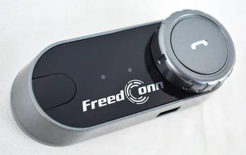 INTERCOMUNICADOR FREEDCONN T-COM VB v6 COMPARTE MUSICA CON TODOS LOS ACCESORIOS