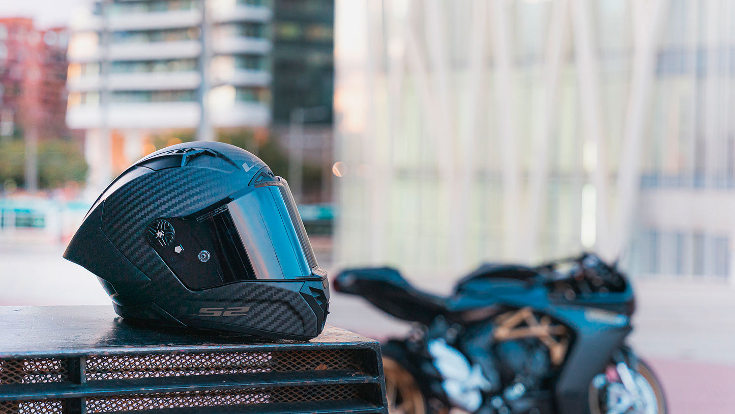 CASCO INTEGRAL LS2 FF 805 THUNDER GP AERO MATE FIBRA DE CARBONO + PINLOCK + VISOR COLOR HUMO + TEAR OFF + MALETA DE LUJO