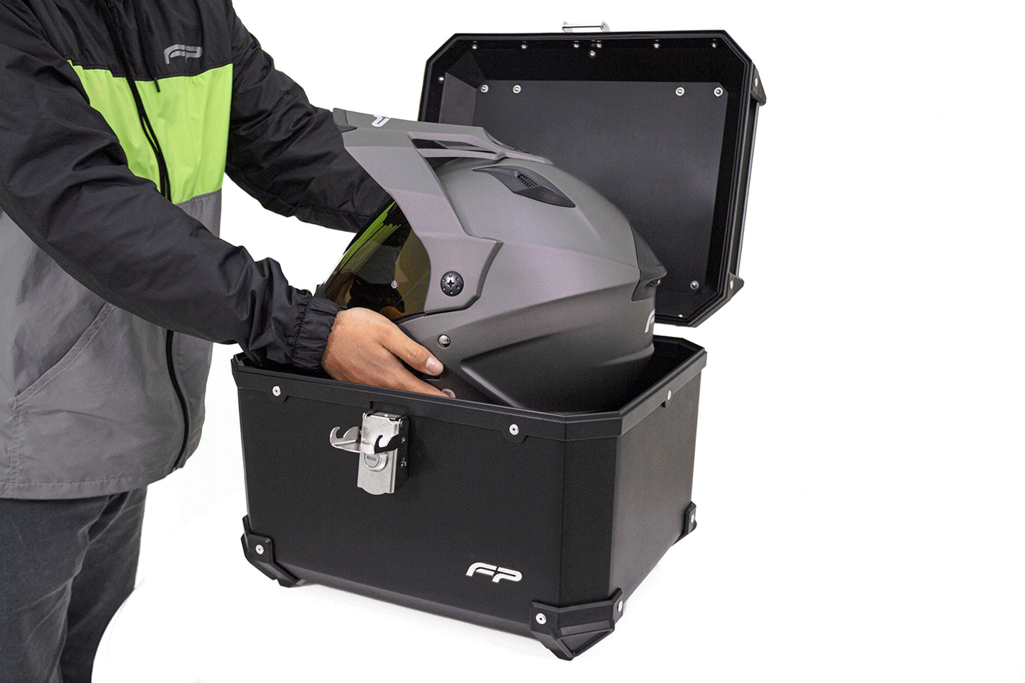 MALETERO FP MAVERICK 2.0 NEGRO DE 40 LITROS POLIPROPILENO OFERTA