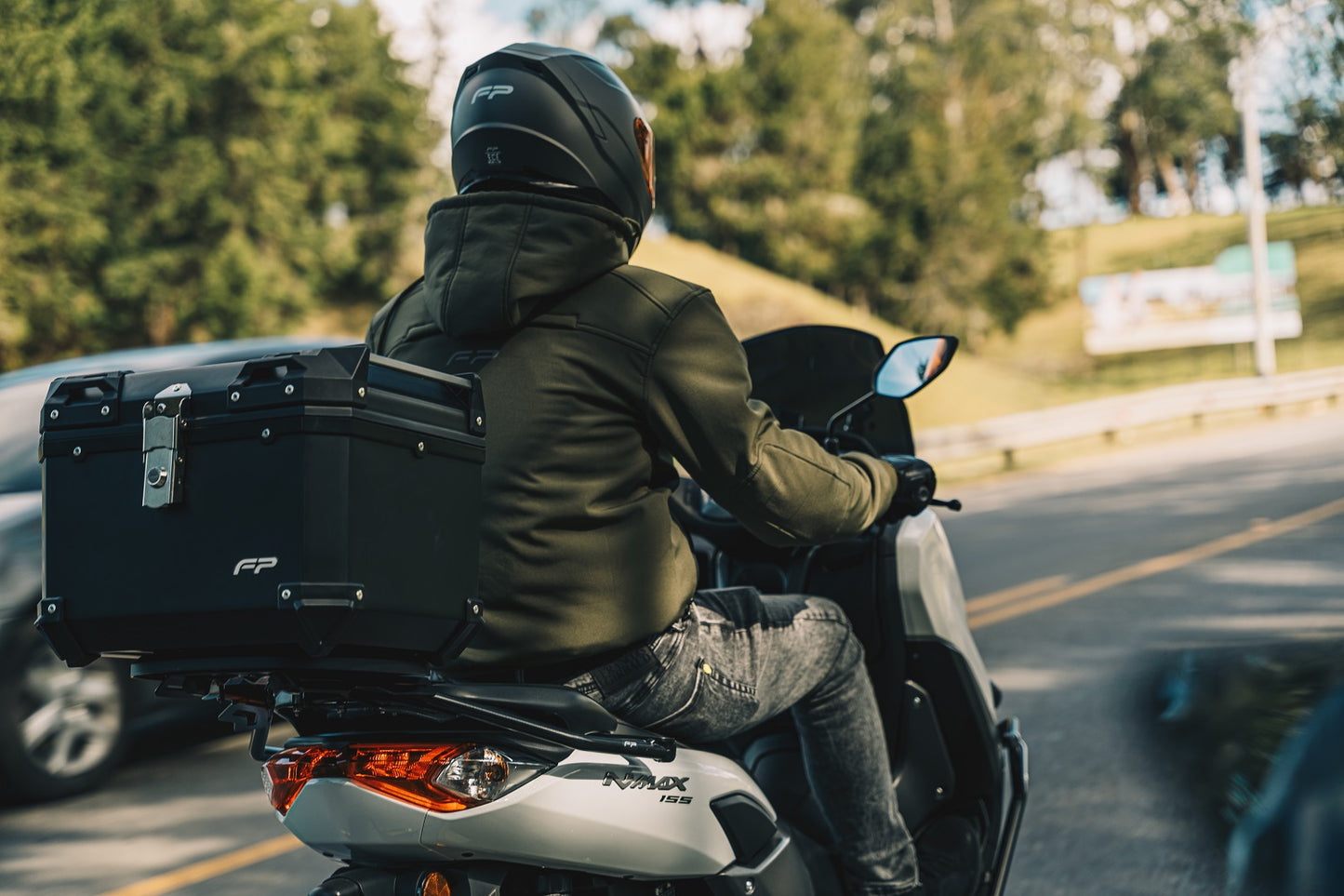 MALETERO FP MAVERICK 2.0 NEGRO DE 40 LITROS POLIPROPILENO OFERTA