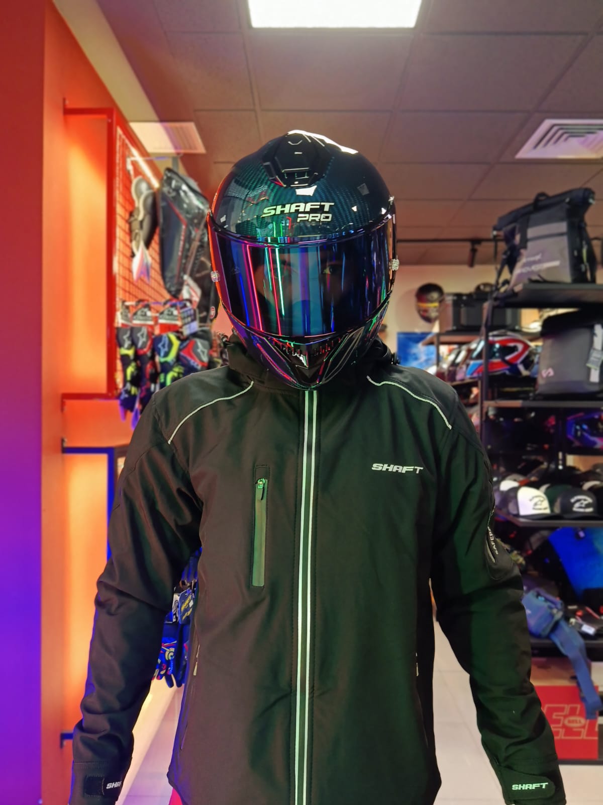 CASCO INTEGRAL SHAFT PRO 620C EVO SOLID AZUL BRILLO 3K FIBRA DE CARBONO